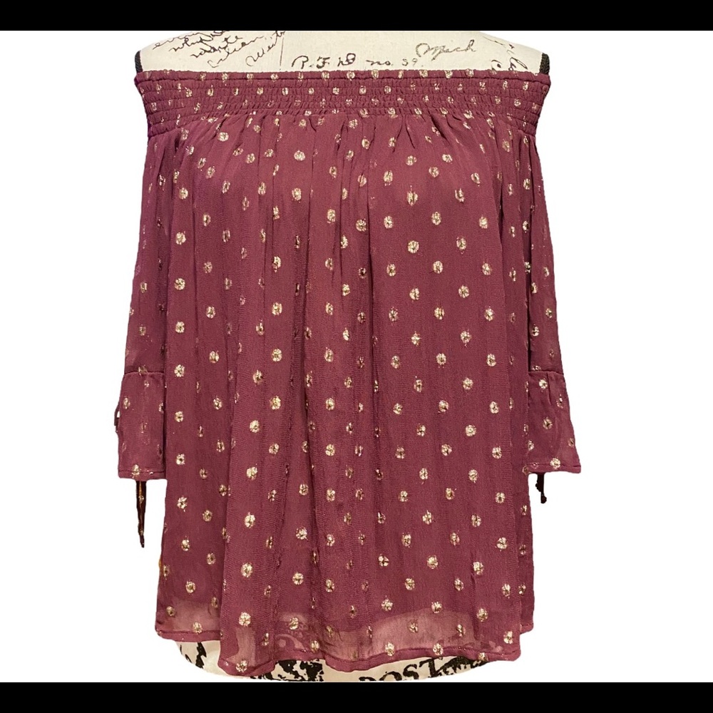 NWT Abercrombie & Fitch Off-the-Shoulder Blouse